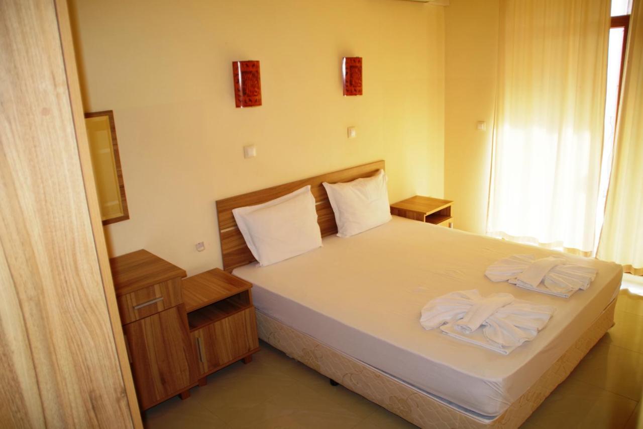Azura Garden Apartments Chernomorets Exterior photo