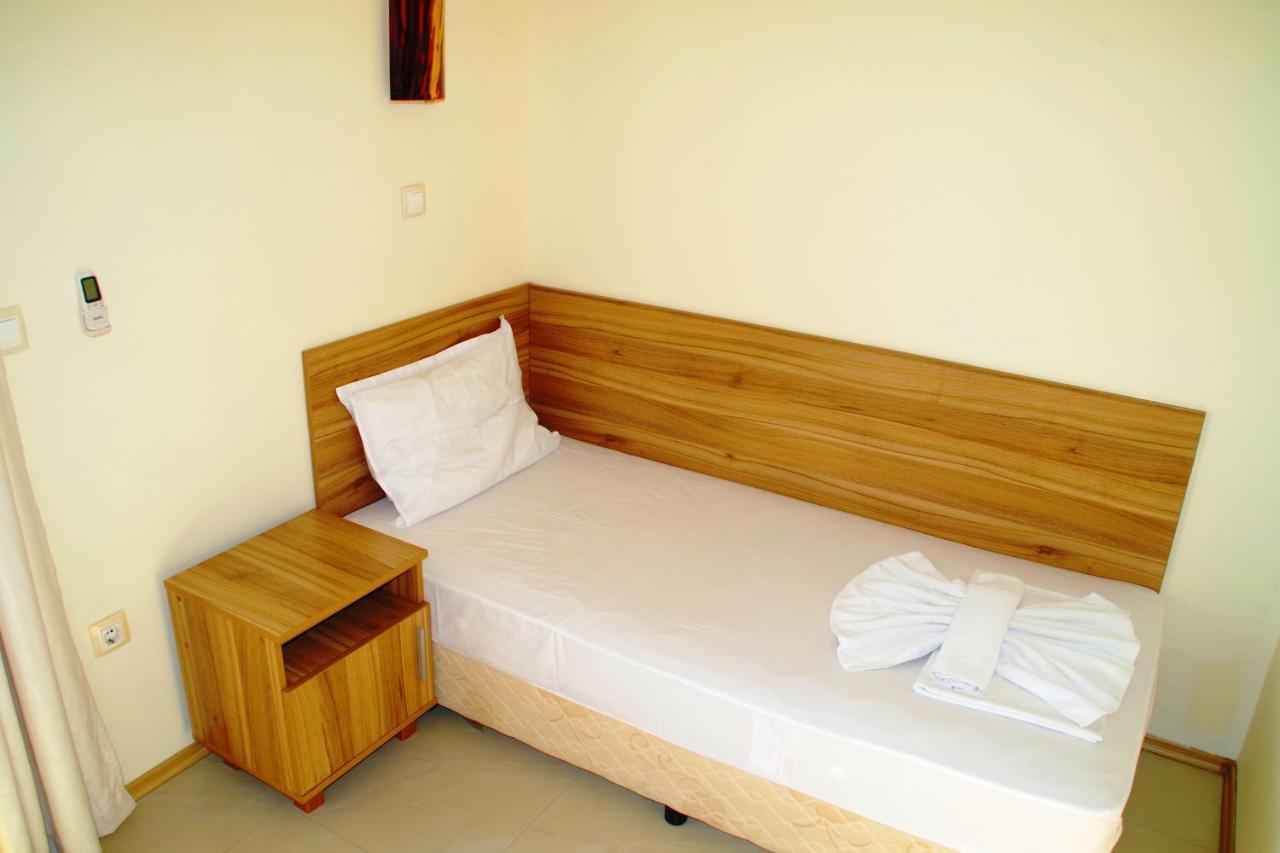 Azura Garden Apartments Chernomorets Exterior photo