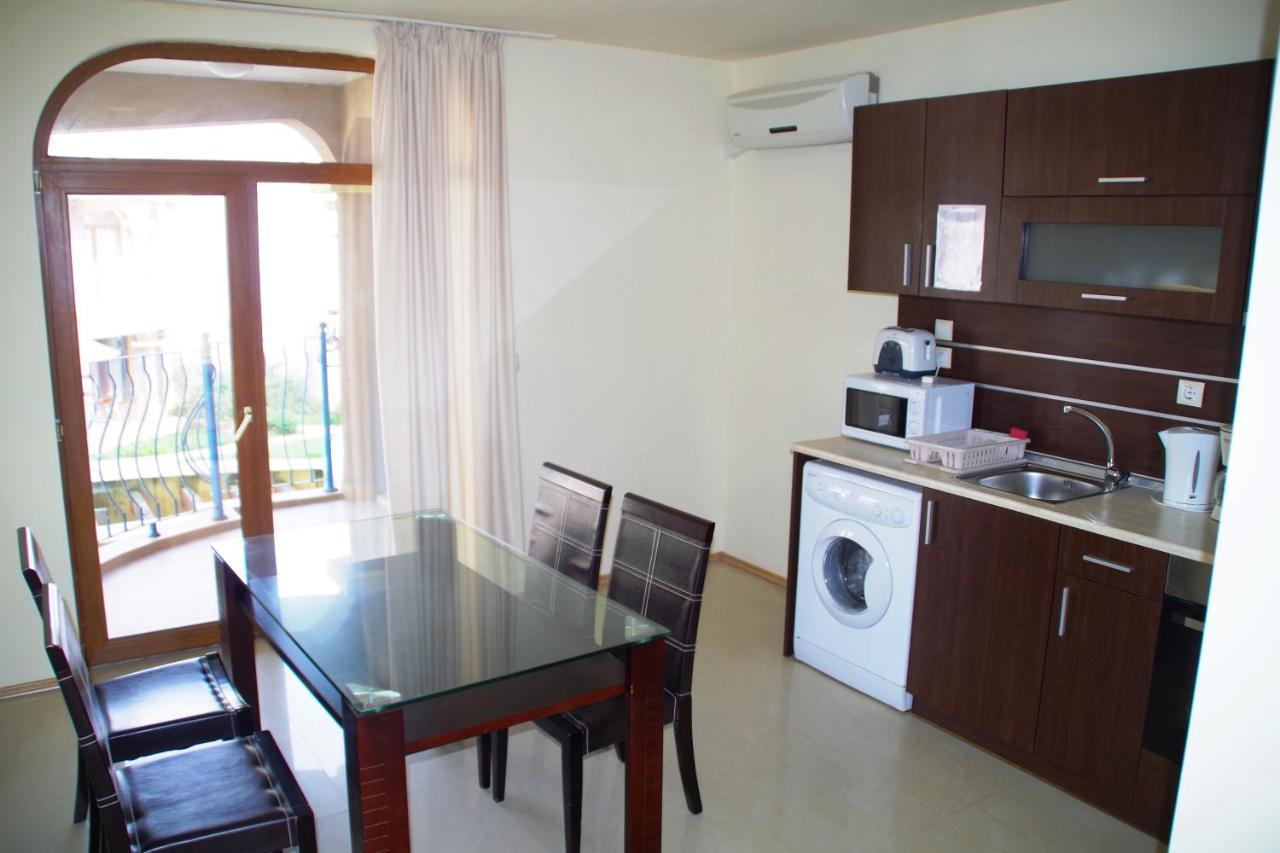 Azura Garden Apartments Chernomorets Exterior photo